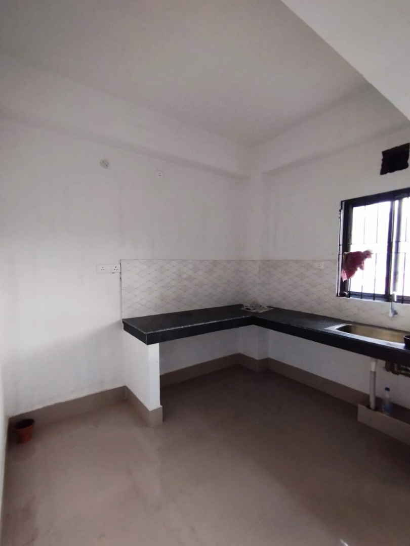 Unfurnished 3bhk in Pani Path, Milanpur, West Jyotinagar, Bamunimaidan, Guwahati, Assam for Rent